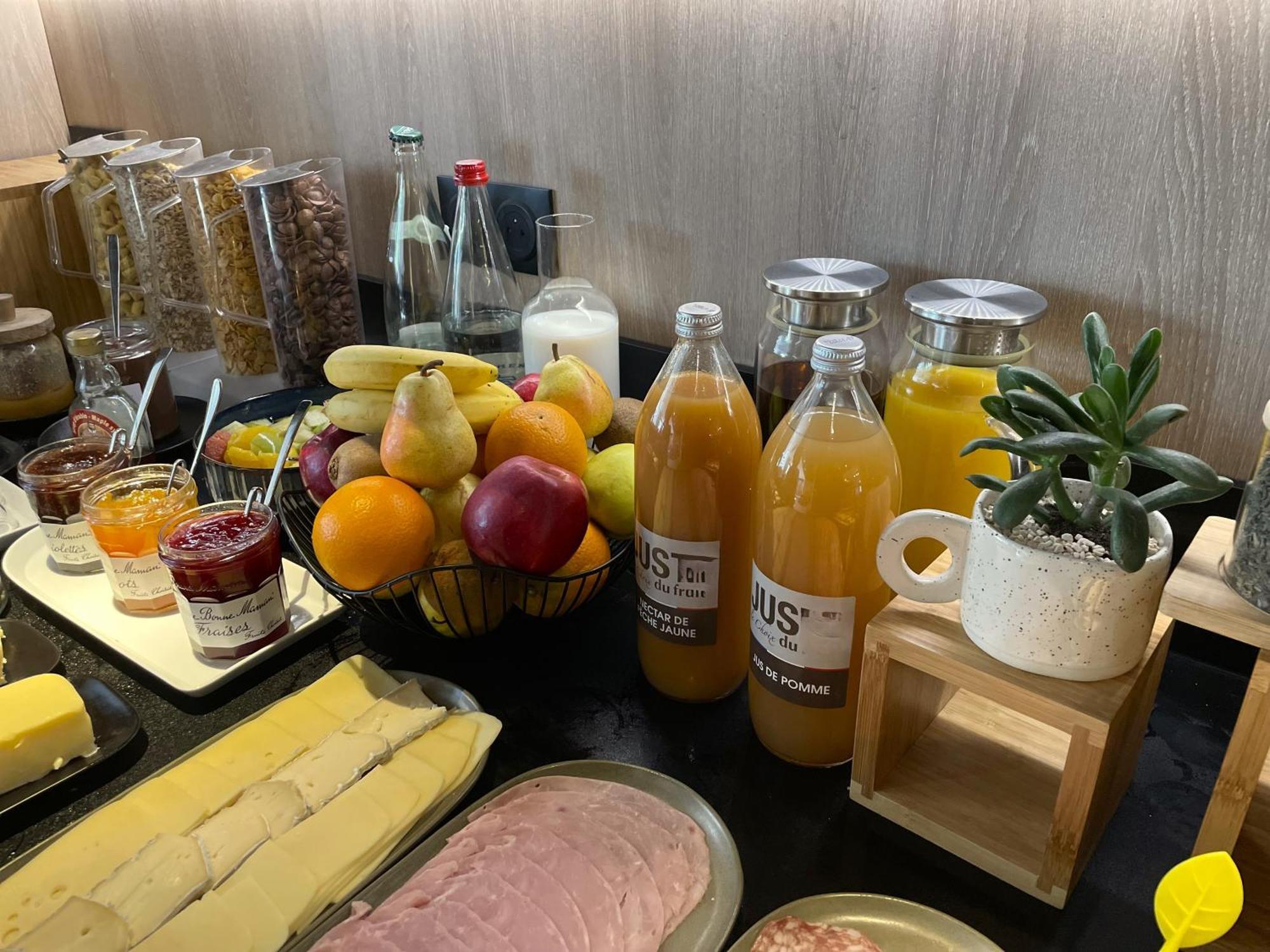 里昂贝尔利沃兹酒店 外观 照片