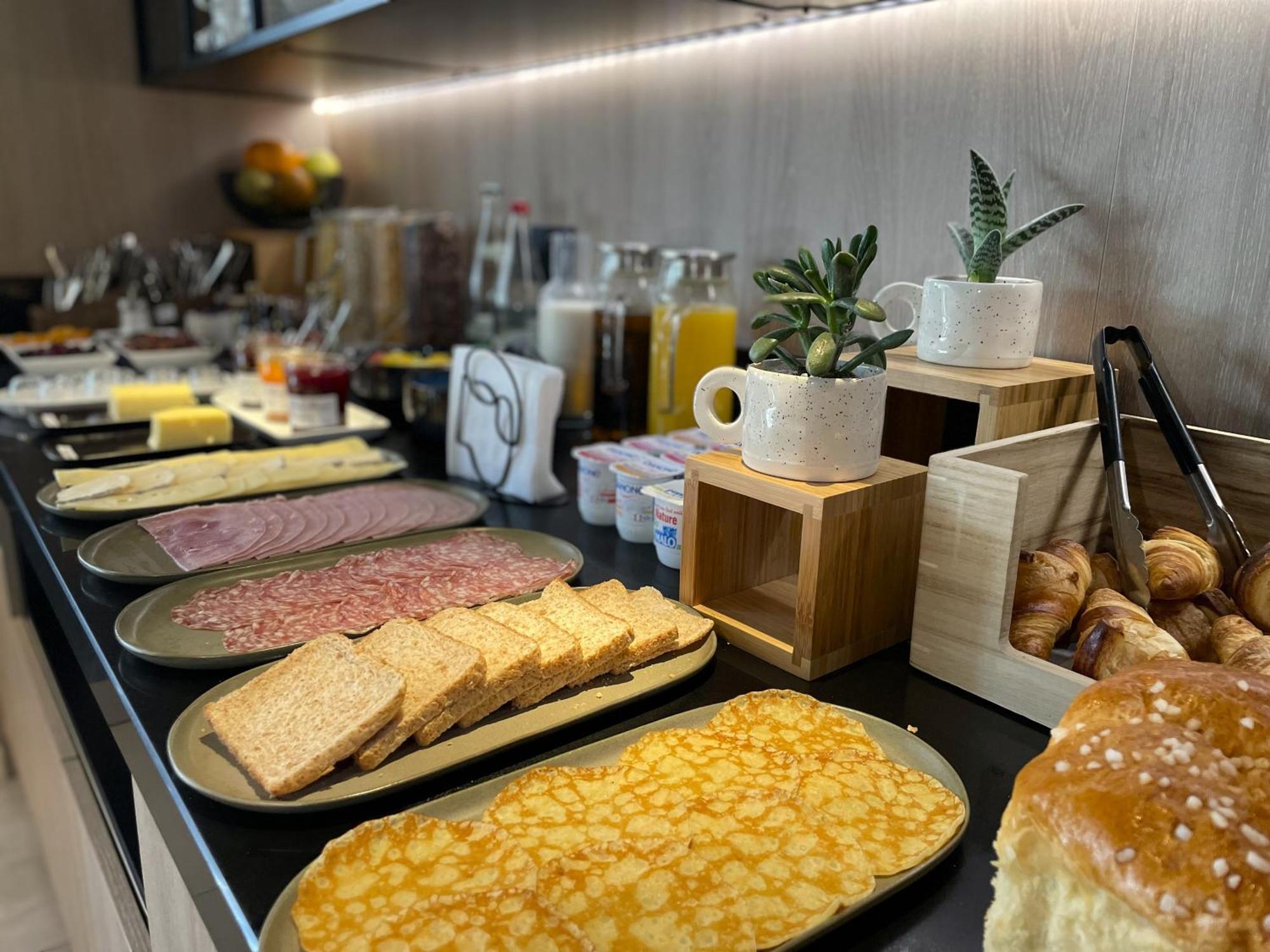 里昂贝尔利沃兹酒店 外观 照片